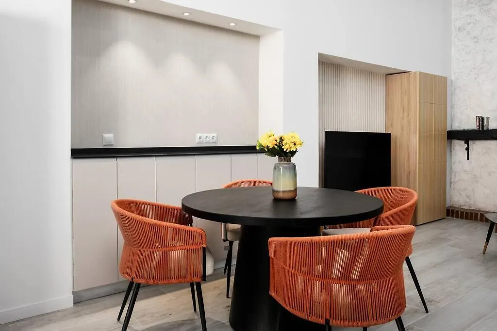 Modern 1-Bed Apartment With Wi-Fi Torremolinos Spain
